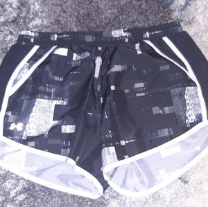 Women's under armor running shorts